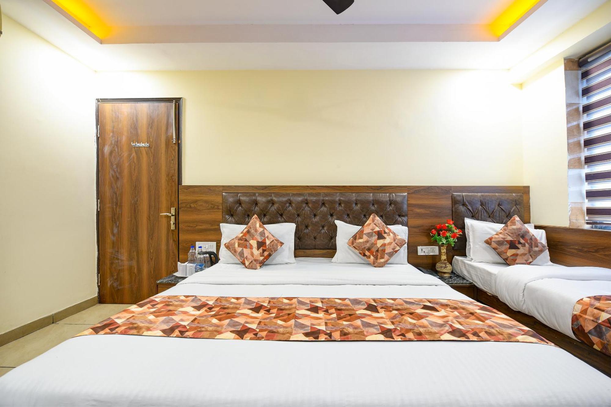 Hotel Le Grand - Walk-In From Rk Ashram Metro Station Nowe Delhi Zewnętrze zdjęcie