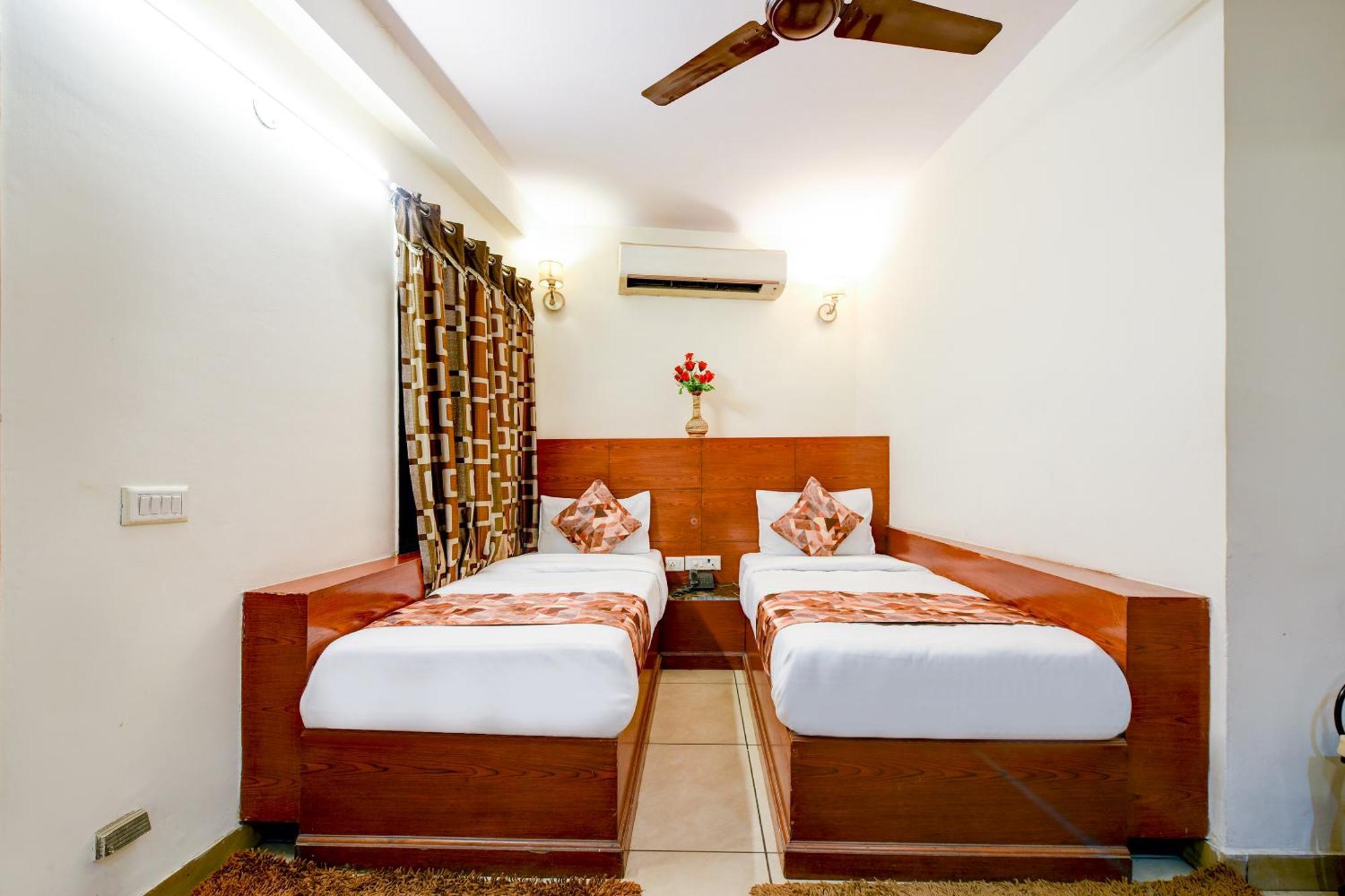 Hotel Le Grand - Walk-In From Rk Ashram Metro Station Nowe Delhi Zewnętrze zdjęcie