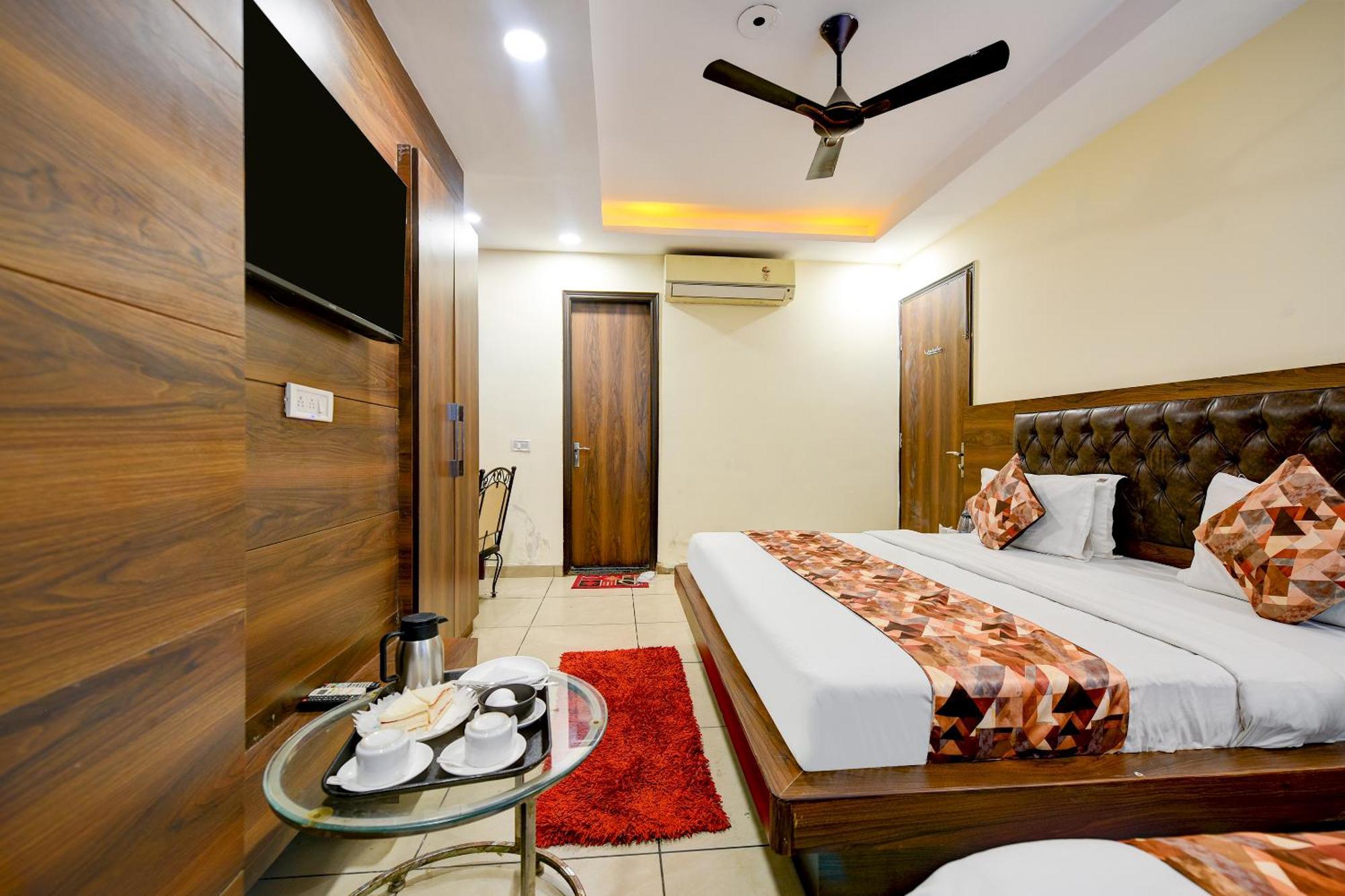Hotel Le Grand - Walk-In From Rk Ashram Metro Station Nowe Delhi Zewnętrze zdjęcie